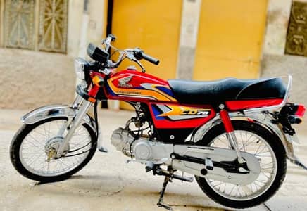 honda 70 model25 urgent sale 145000