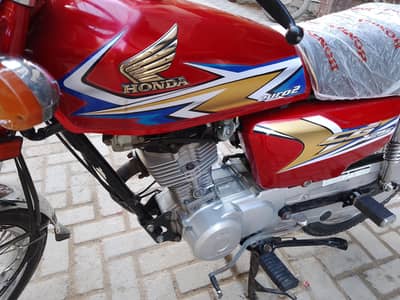 Honda 125 Hyderabad number 20 model