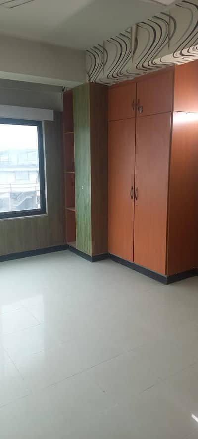 2bed falt available for rent Ghauri town phase 4a