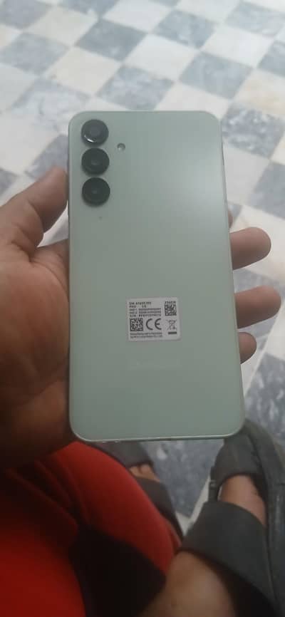 samsung a16 10/10 condition with box and charging cable