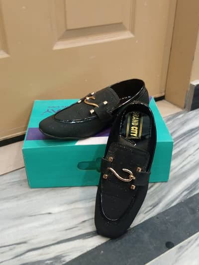 Moonrise shiny shoes shoes size 9