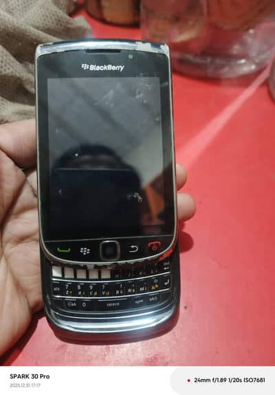 condition 10 by 7 back dalna wali ha Baki all ok ha