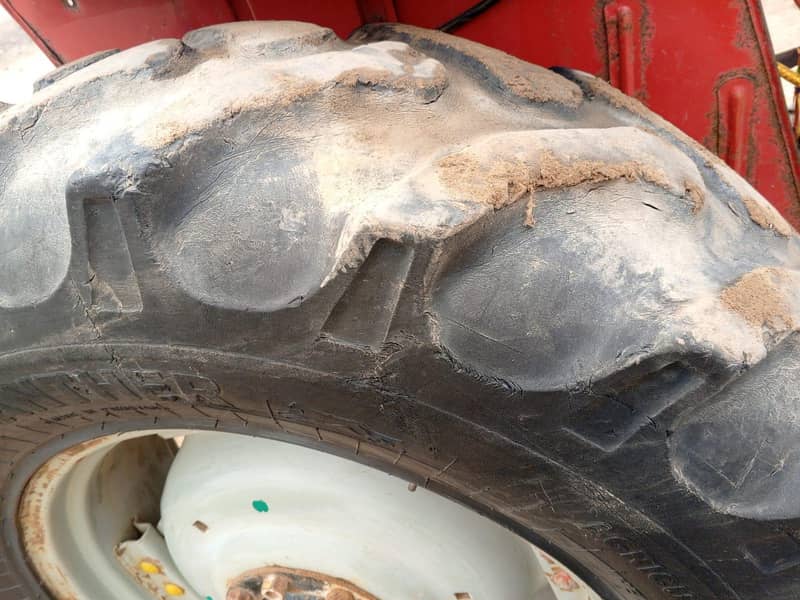 Massey Ferguson 2018 Model 260 8