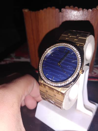 SLIM DIAL GOLDEN WITH BLUE DIAL BEZEL STONE