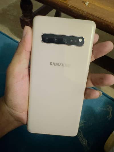 Samsung s10plus