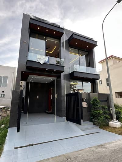 5 Marla Lavish Bungalow For Rent In DHA Phase 9 Town Lahore