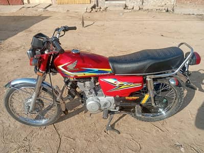 Honda 125 WhatsApp number 03001371232