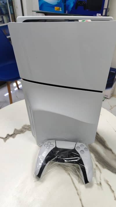 Ps5 disc 825gb brand new with one controller