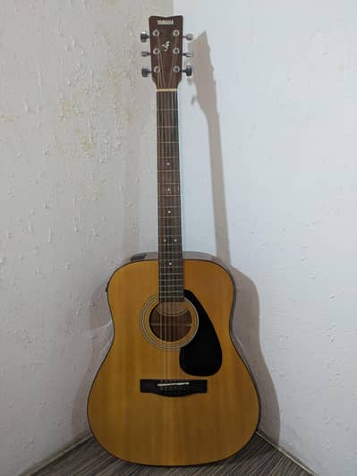 Yamaha F310 - Made in Indonesia.