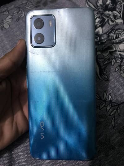 vivo y15c 4/64 gb with box