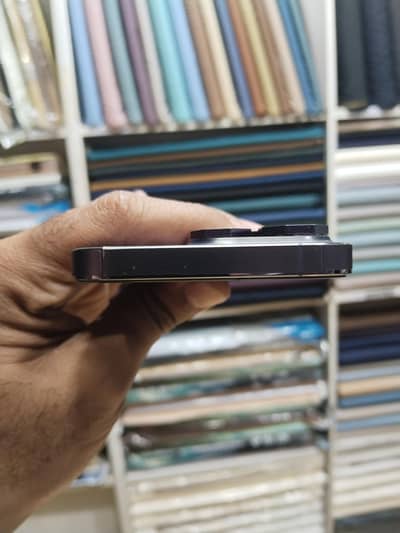 I phone 14 pro non pta jv Betty health 86.   storage 128 gb condition