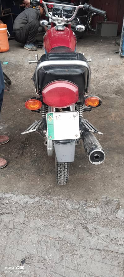 only Whatsapp pe msg karien 03135968105