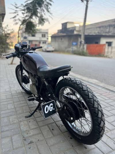 Gs 150 converted in to cafe racer