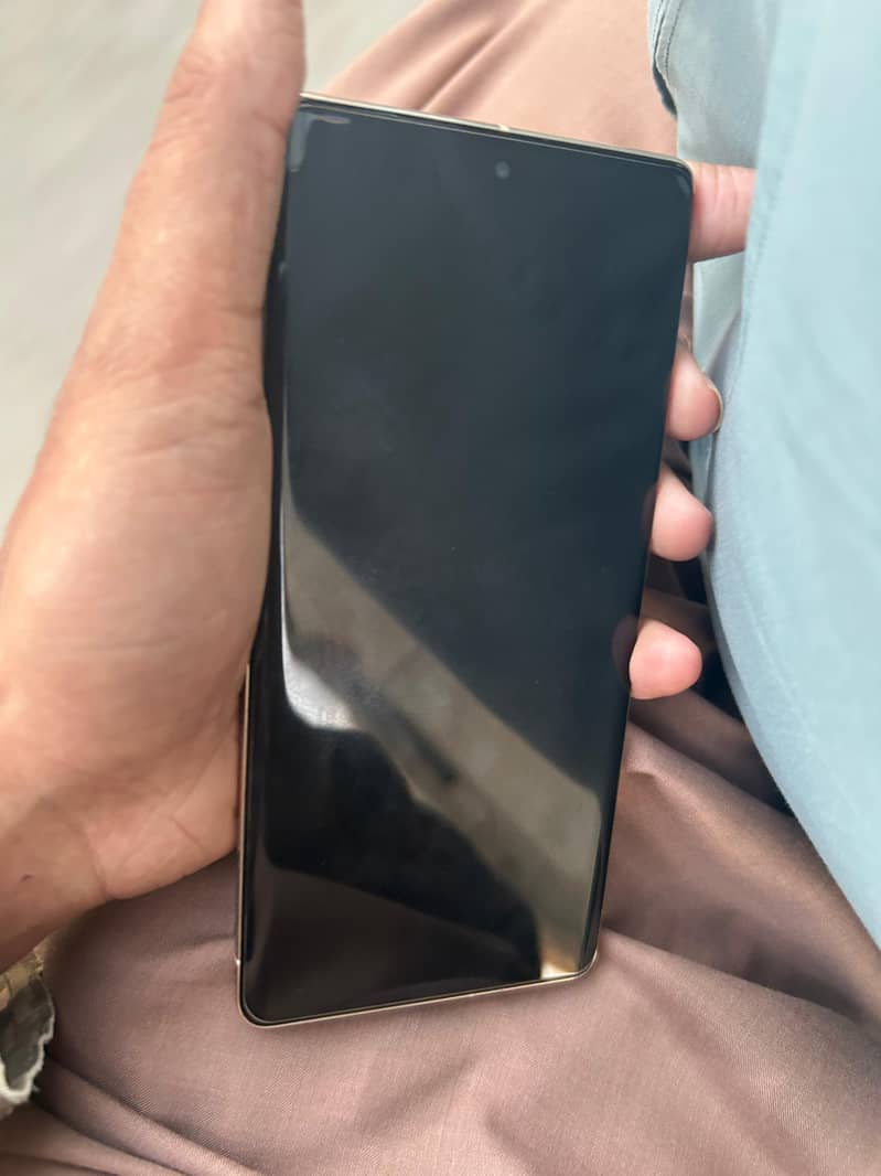 Google pixel 7 pro 2