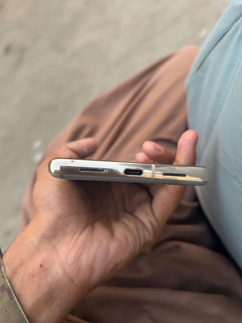 Google pixel 7 pro 3