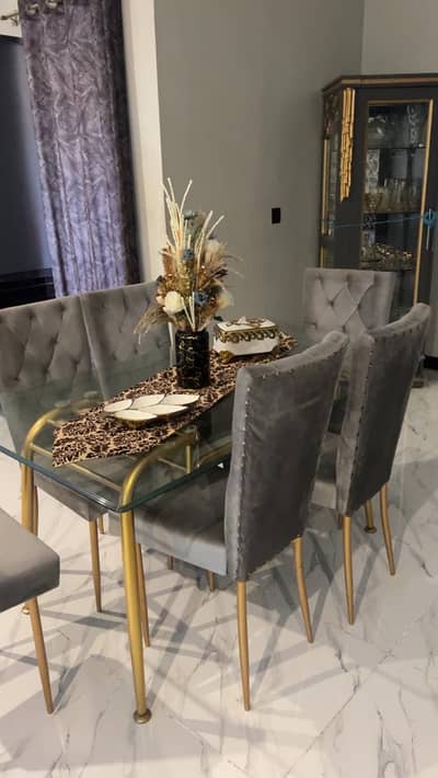 Selling dining table with six chairs