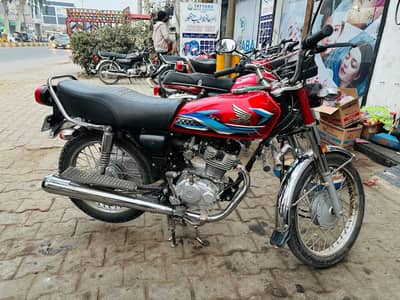 CG 125 model 2024 Blkl okay saaf