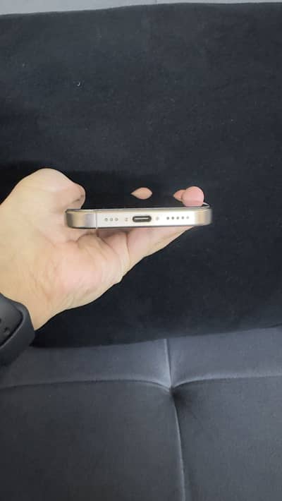 iPhone 16 pro 128 GB