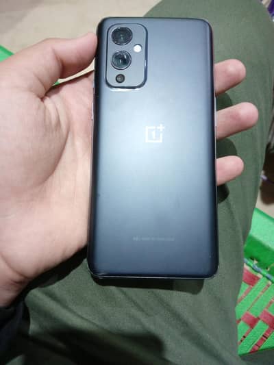 OnePlus 9 5g   8 128