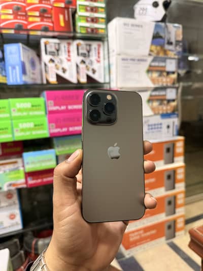 iPhone 13pro pta 256gb