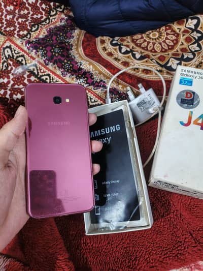 Samsung j4+ ( 32gb )