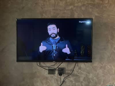 low price afforadable 40" orient tv Led Hawl series