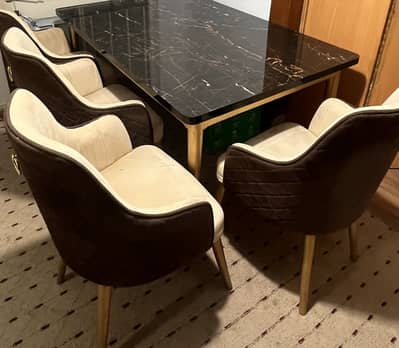 6 seater dining table