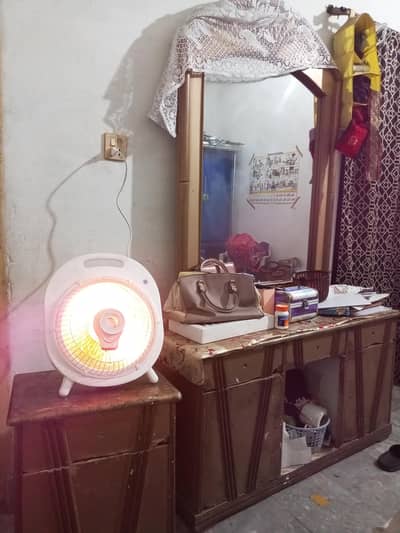 dressing table with 2 side tables one t. v trolly and one table big