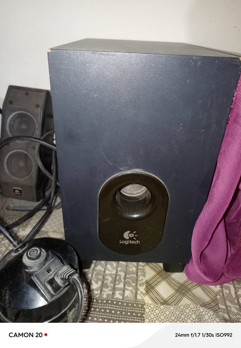 logitech speaker 2