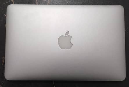 MacBook Air | UpGraded OS | 10/10 Condition