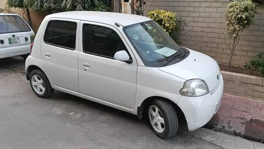 Daihatsu Esse