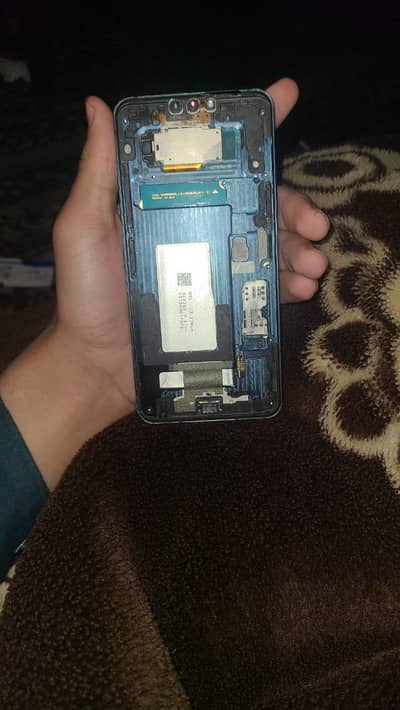 LG g8 thinQ (Mobile phone)