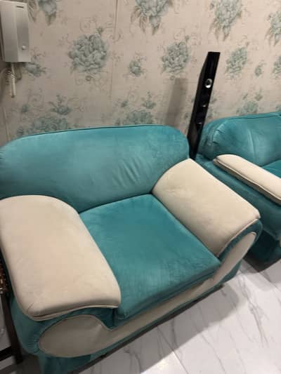 6 Seater very comfortable sofa set