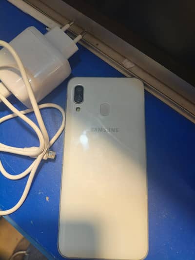 Samsung A30 4/64 pta Approved