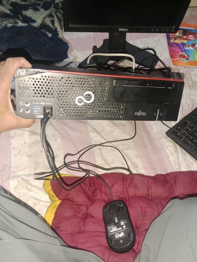 Fujistu desktop i3 6th generation  4gb ram ddr4 320gb hard