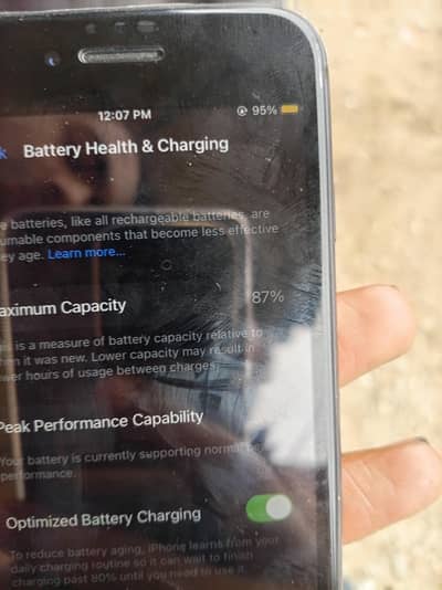 iphone 8 ha 64 GB condition 10/10