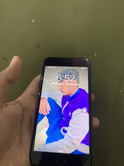 Ipohon 7plus non pta 128gb wattsap 03188523471