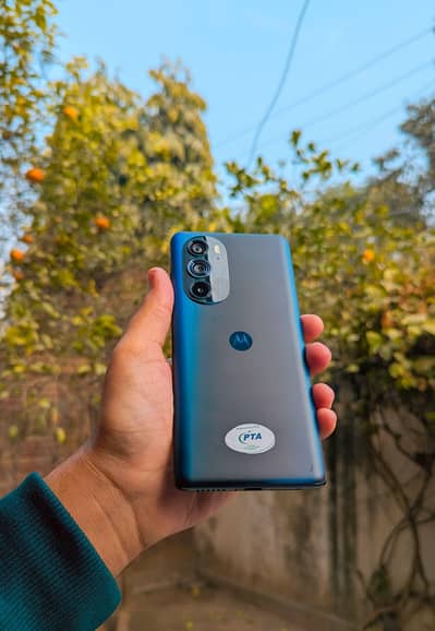 Motorola Edge Plus 2022