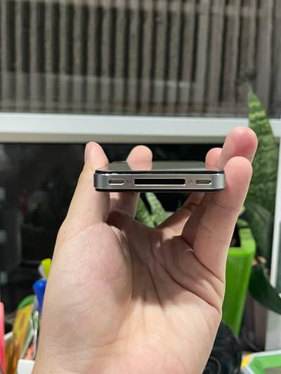 iPhone 4s PTA Approved 64GB