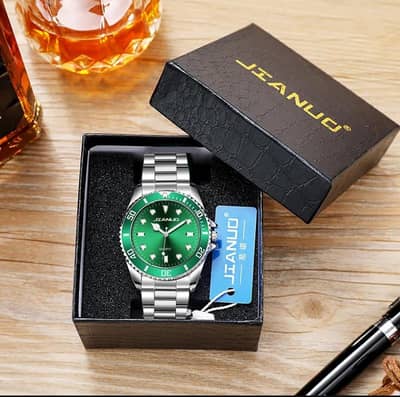 Trending Mens Quartz Watch ⌚ to get a new watch