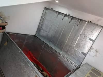 Peti (Trunk) for Sale!