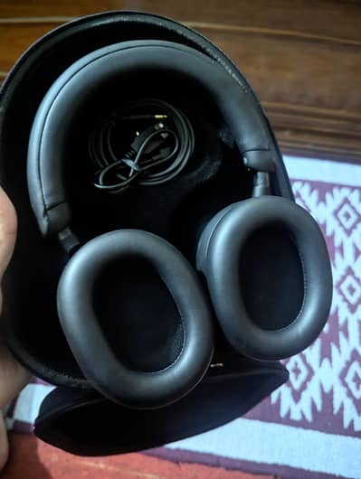 New Sony WH1000 XM5 for sale, XM4 Airpods earphones headphones ANC ENC