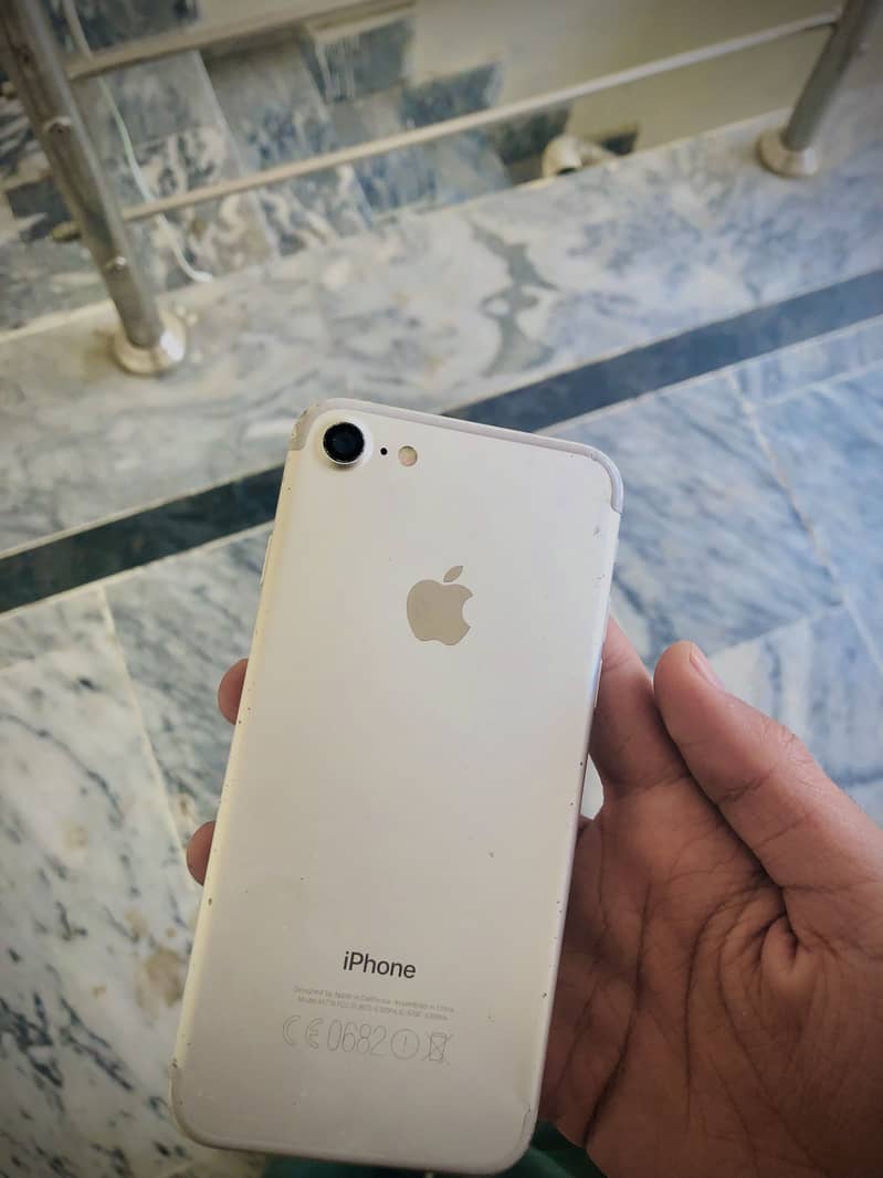 IPHONE 7 0