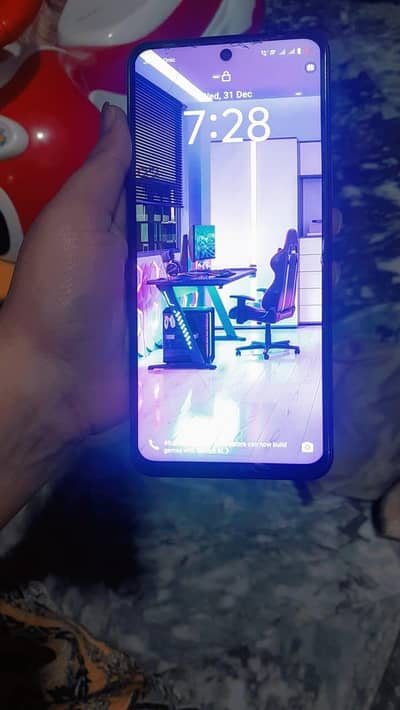 10 /10 ram 4+4/128 bilkul ok hai ahbi wranted bi hai mobile ki