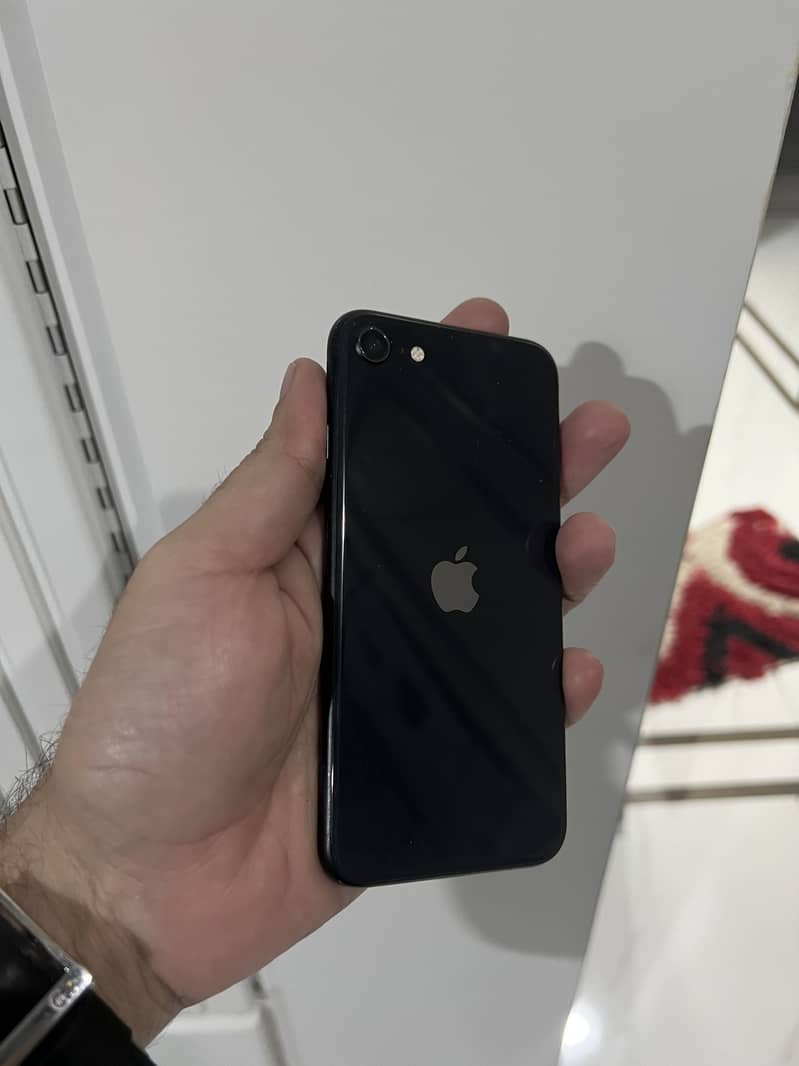 IPHONE SE 2 0