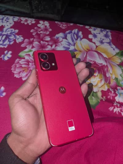 Motrola g84 5g    12/256