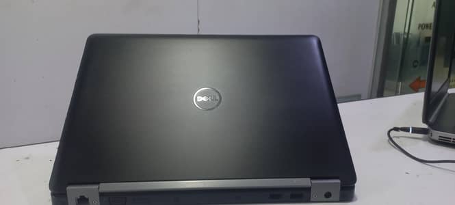 Dell latitude E7470  touch screen 180 resolution 03216599737