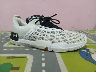 Under Armour TriBase Reign 5