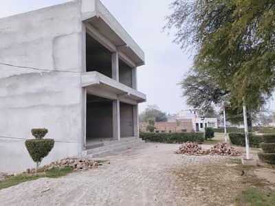 Prime location double storey commercial building for rent