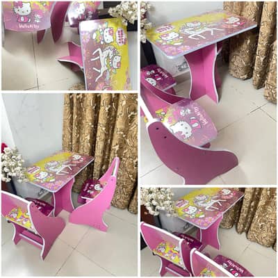 Kids study table with two chairs